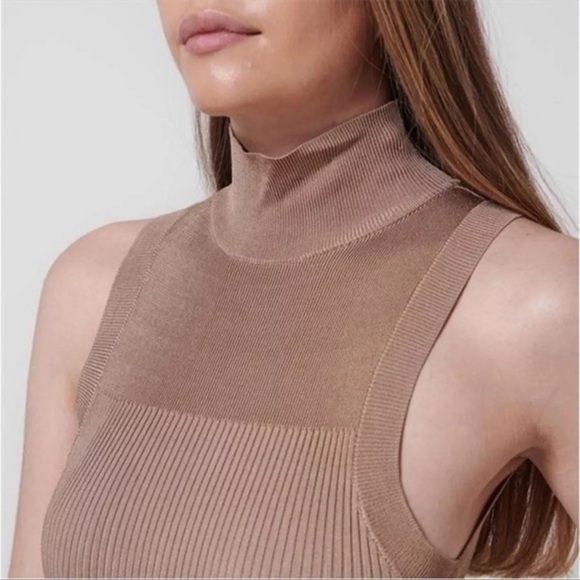 Good American Plaited Rib Midi Dress - Picture 16 of 16